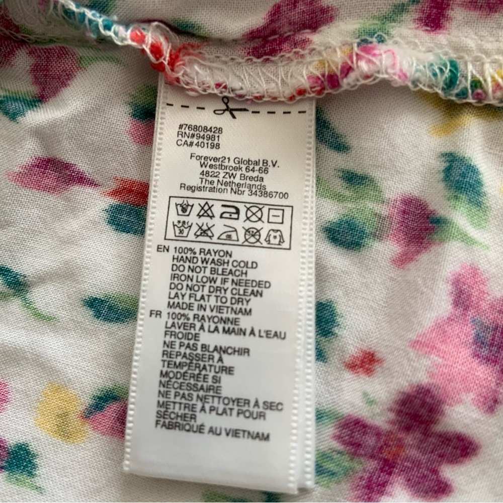 Y2K F21 Floral Print Front Zip Tank Top - Picture 8 of 8